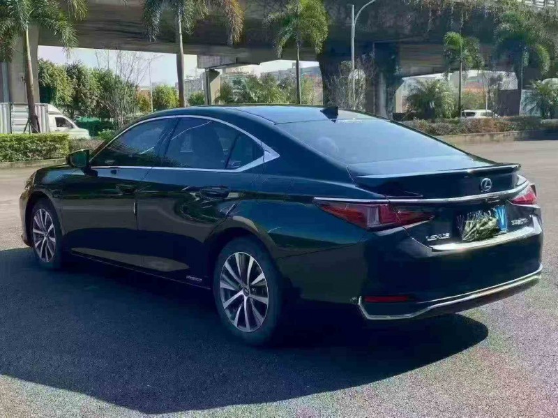 泉州21年雷克薩斯ES8