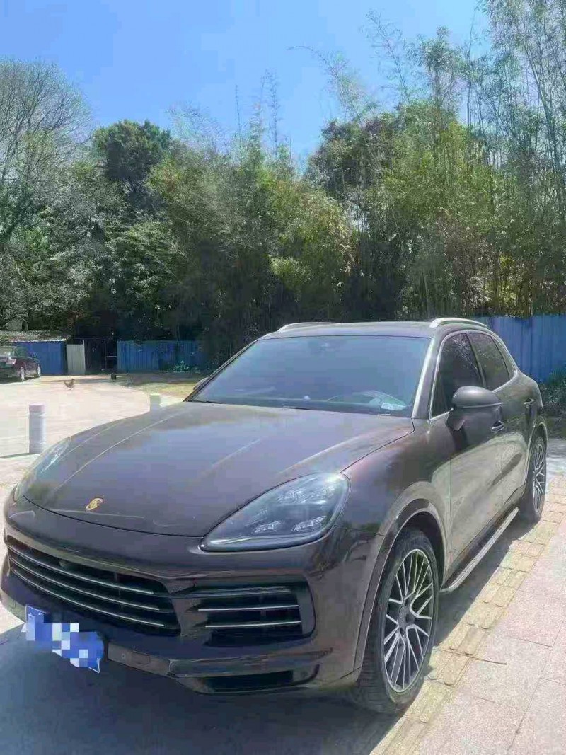 梧州20年保时捷卡宴2