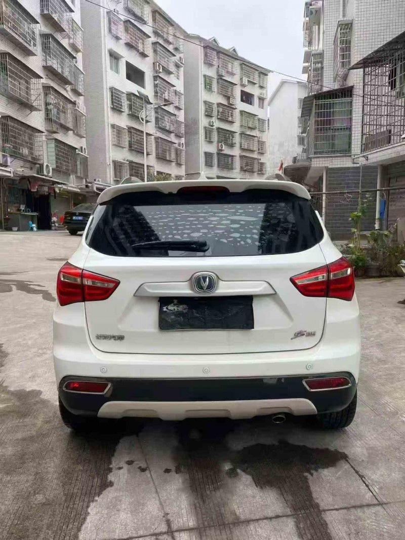 岳陽18年長安汽車CS359