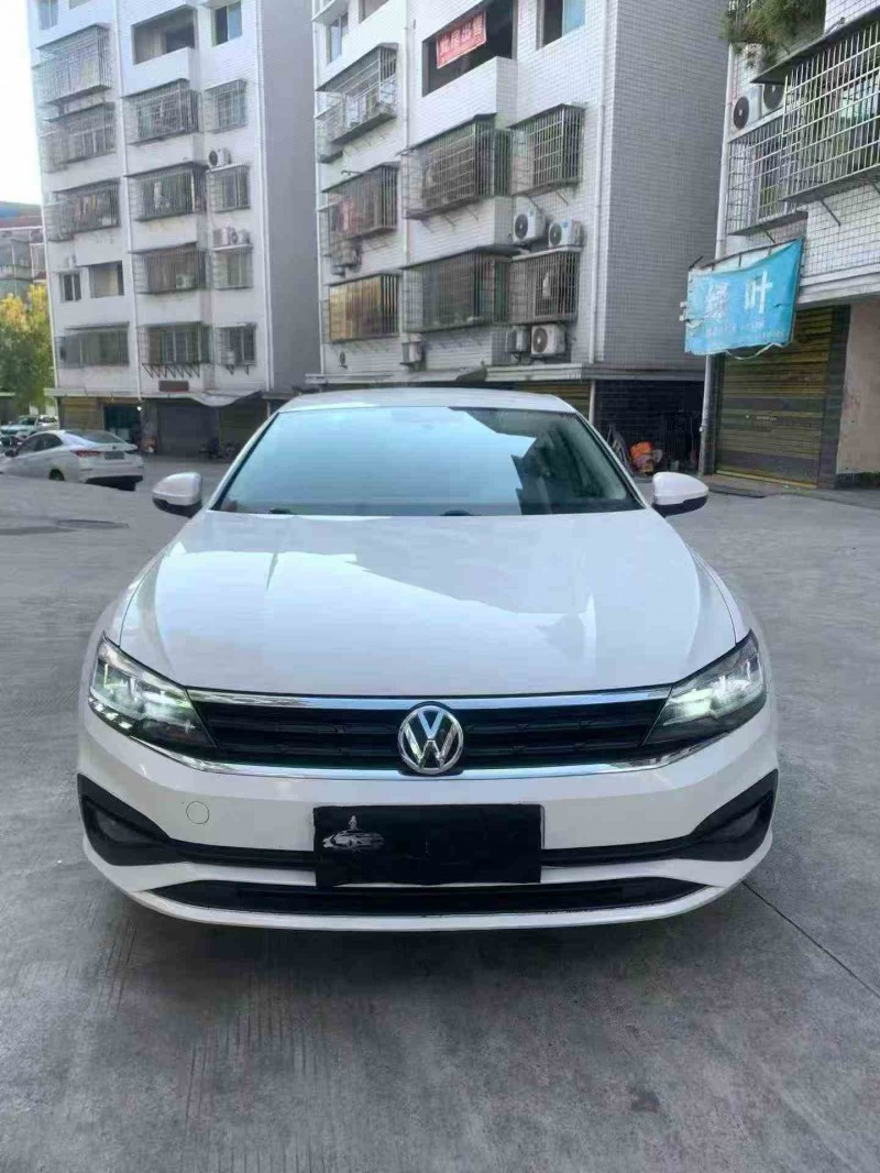 岳阳22年大众凯路威1