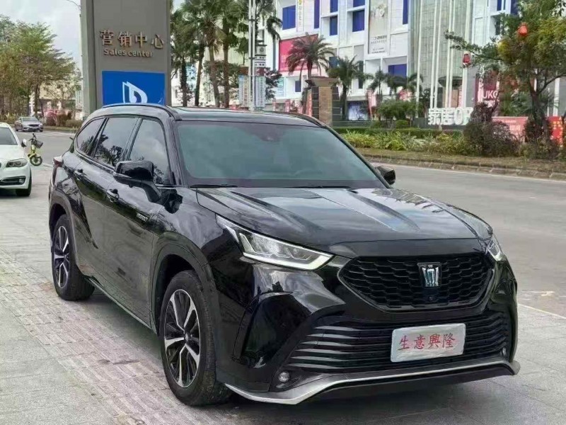 汕头24年丰田锐放3