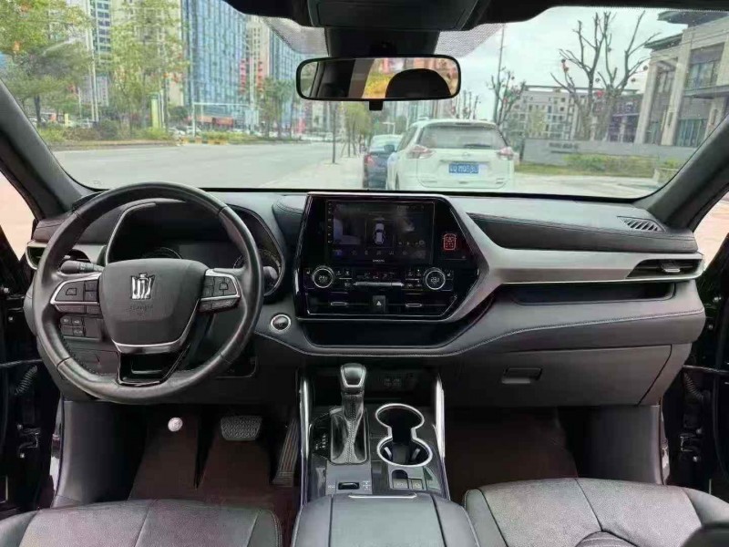 汕头24年丰田锐放4