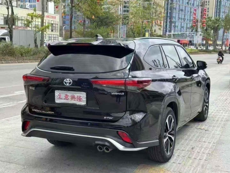 汕头24年丰田锐放8