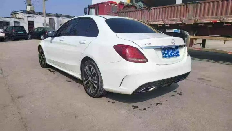 安阳16年奔驰C8