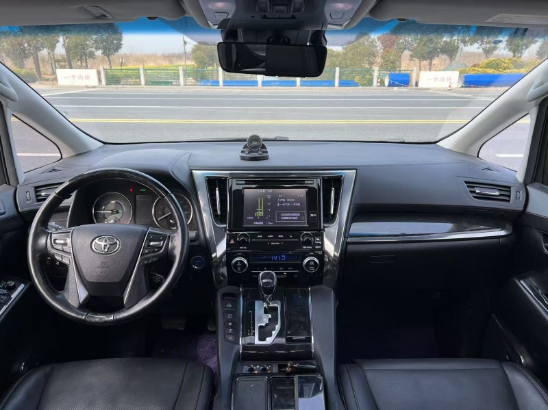 鹽城20年豐田埃爾法7