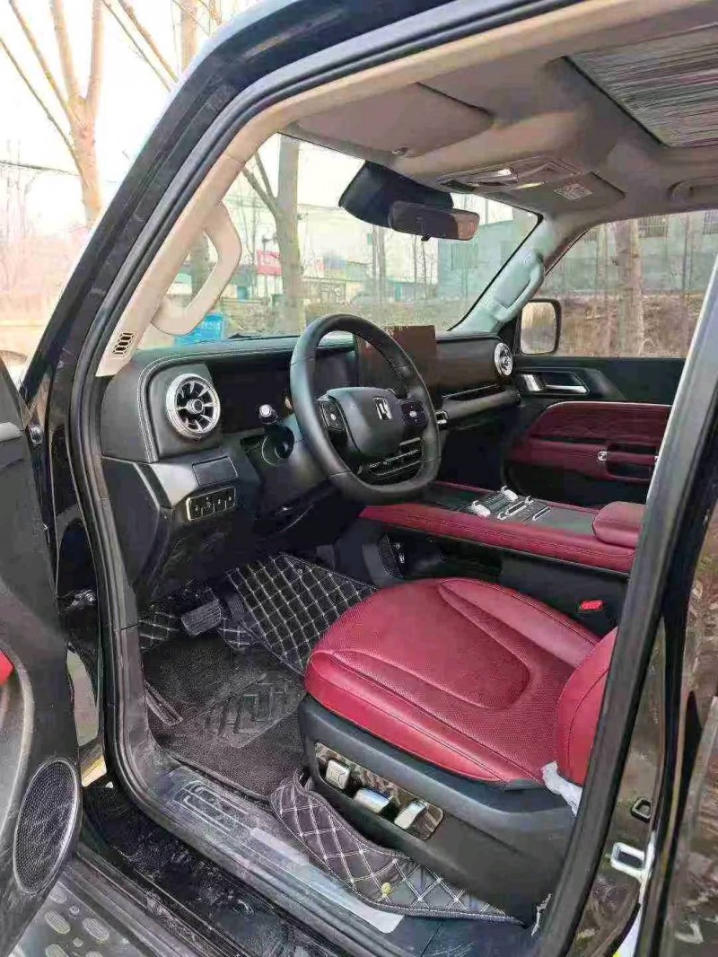 东营25年长城汽车坦克9