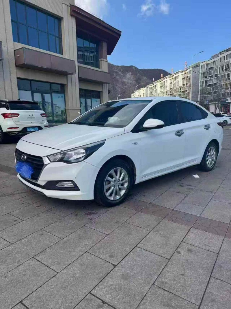 邢台19年现代悦动3