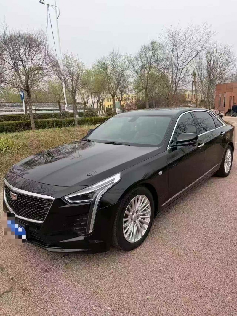 济宁19年凯迪拉克CT63