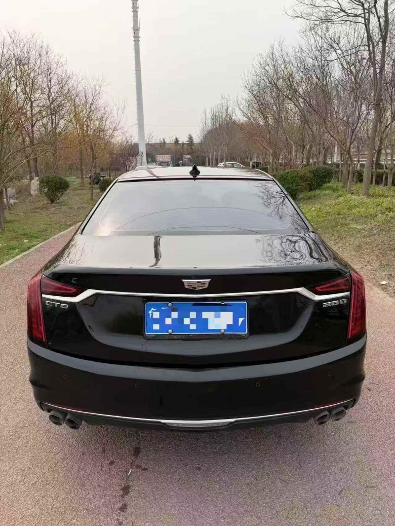 济宁19年凯迪拉克CT68