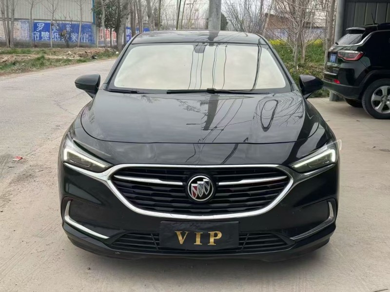 新乡21年别克君越1