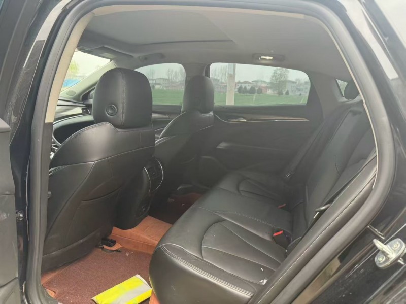 新乡21年别克君越5