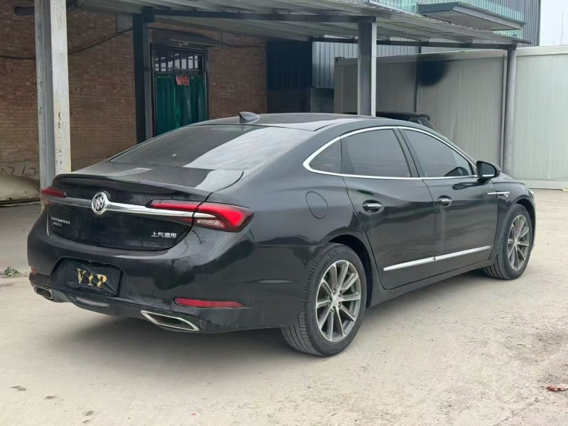 新乡21年别克君越7