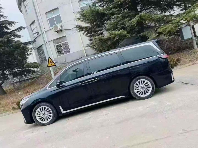 烟台24年岚图汽车梦想家3