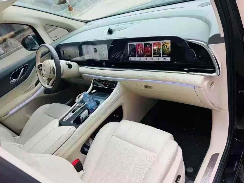 烟台24年岚图汽车梦想家6