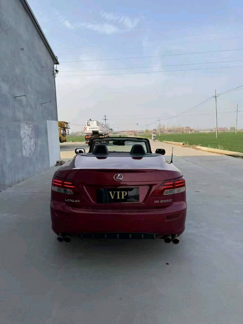 常州13年雷克萨斯IS7