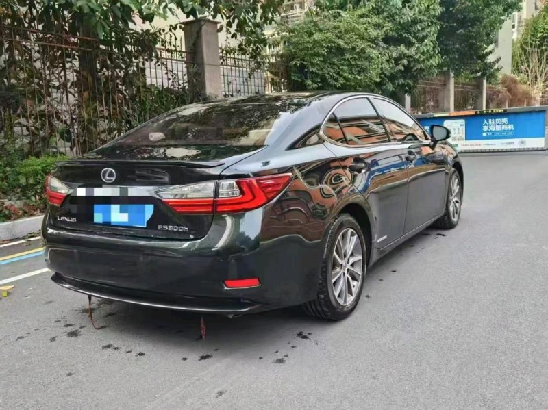 嘉兴17年雷克萨斯ES5