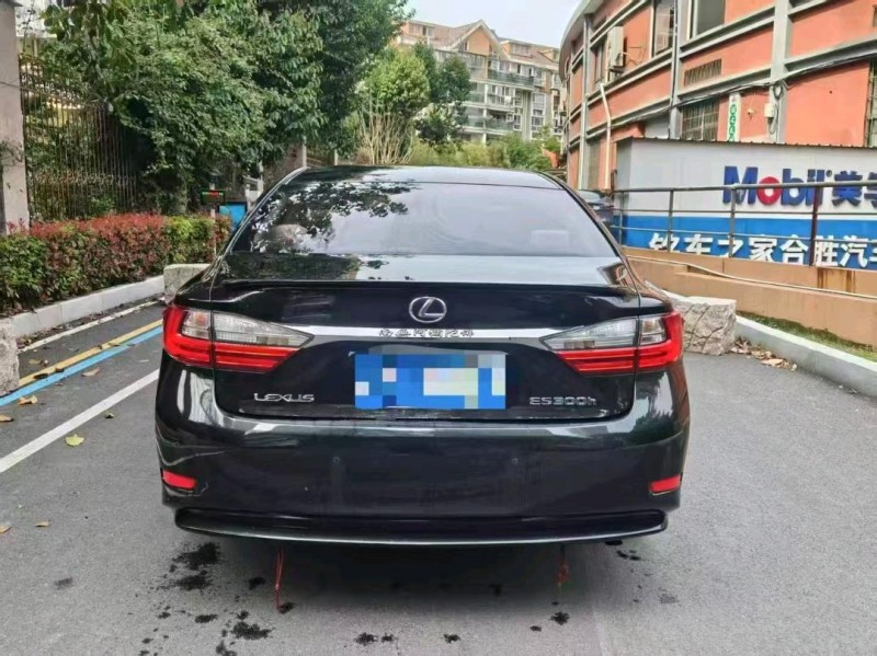 嘉兴17年雷克萨斯ES6