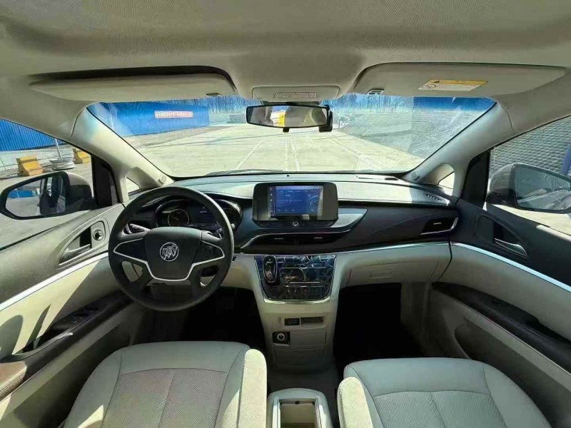 潍坊22年别克GL84