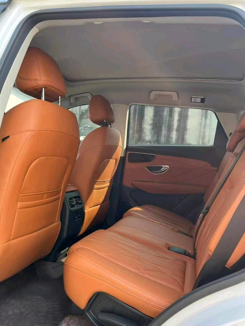 泰安25年奇瑞捷途6