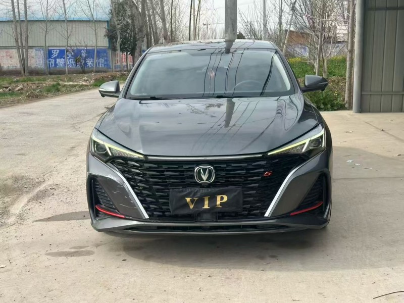 新乡23年长安汽车逸动1