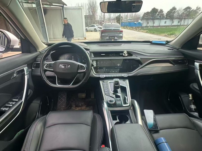 新鄉20年吉利博越5