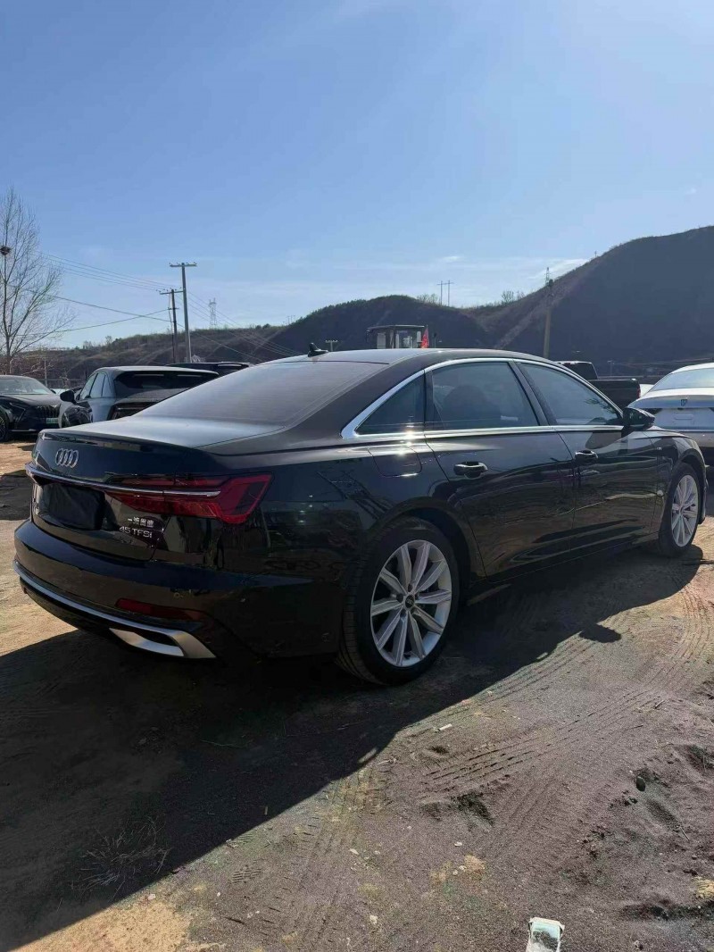 秦皇島24年奧迪A6L8