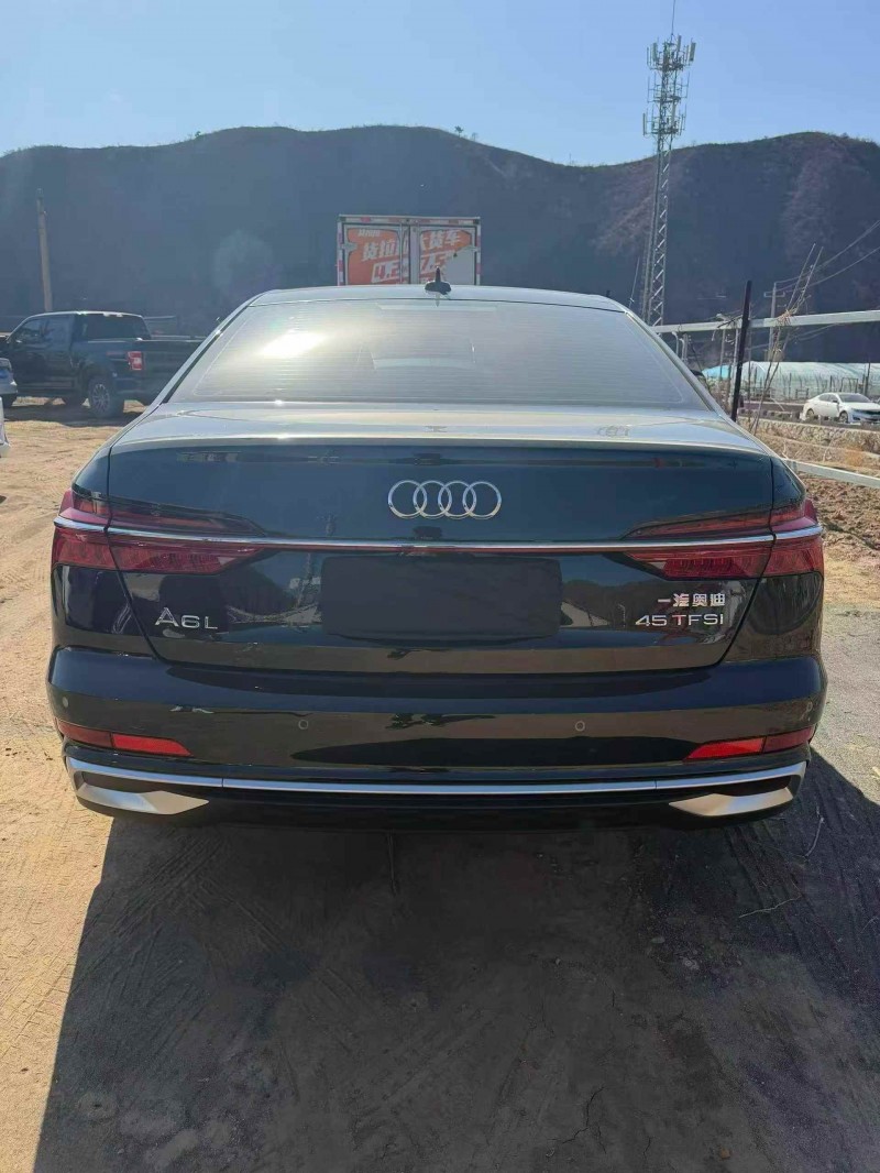 秦皇島24年奧迪A6L9