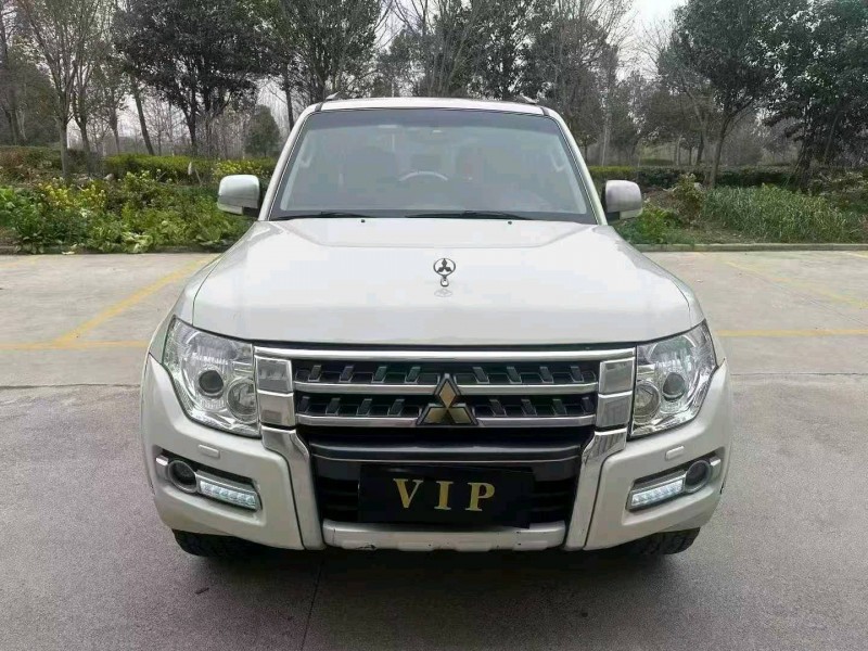 襄阳20年三菱帕杰罗1