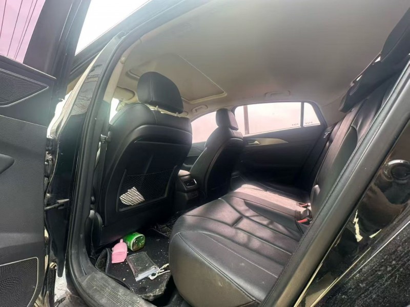 新鄉21年紅旗H55