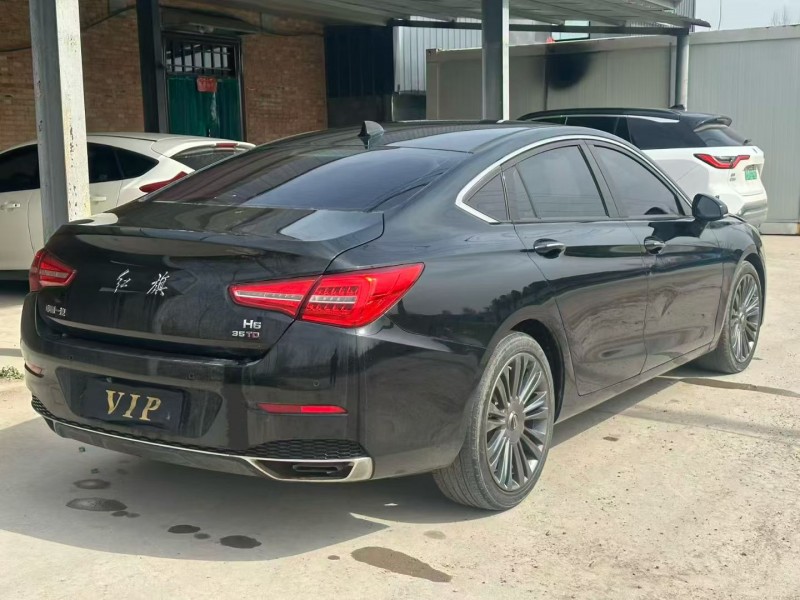 新鄉21年紅旗H57