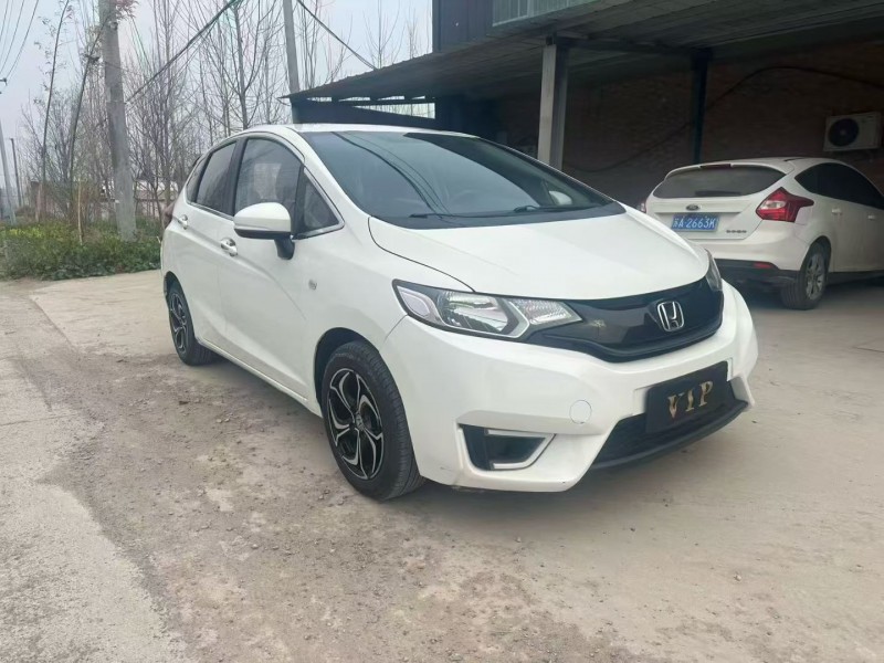 新乡17年本田飞度2