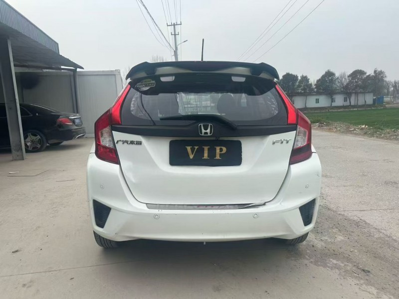 新乡17年本田飞度9