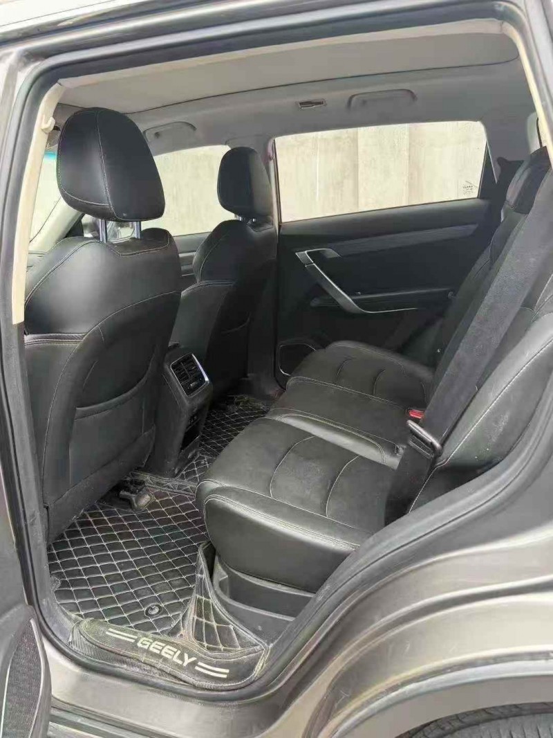 湖州21年吉利博越5