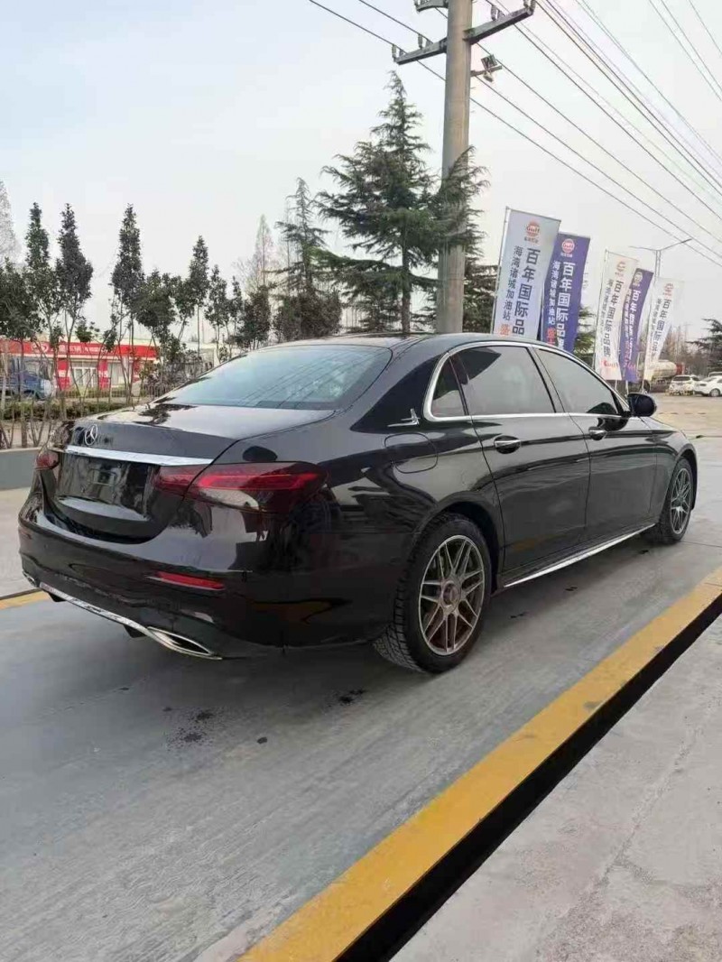 东营22年奔驰E8