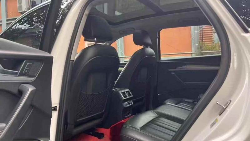 衢州20年奥迪Q56