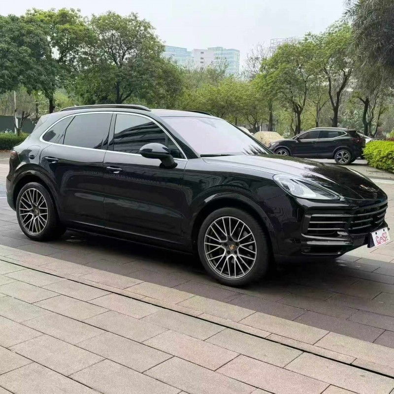 佛山23年保时捷卡宴2