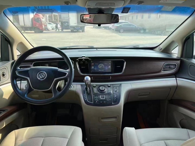 临沂16年别克GL84