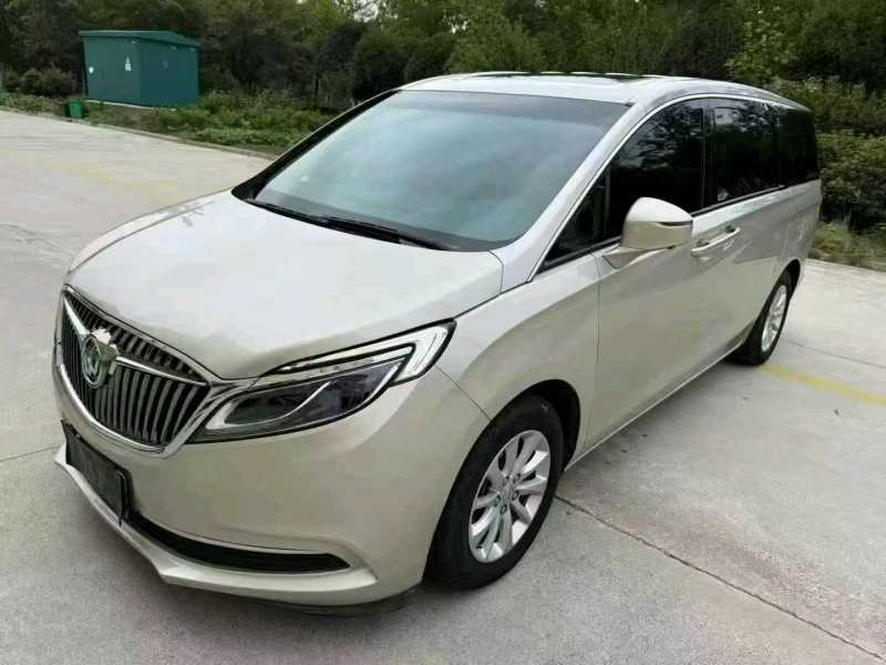 襄阳19年别克GL82