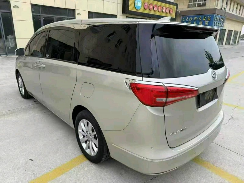 襄阳19年别克GL84