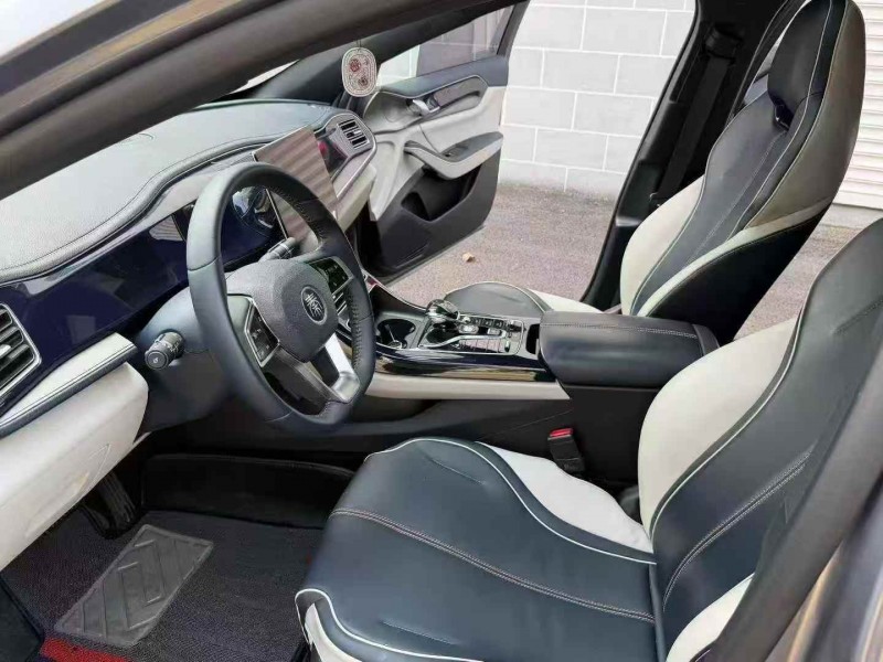 济宁23年比亚迪秦6