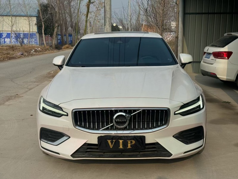 新乡22年沃尔沃S60L1