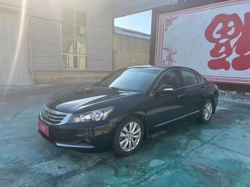 临沂13年本田雅阁2