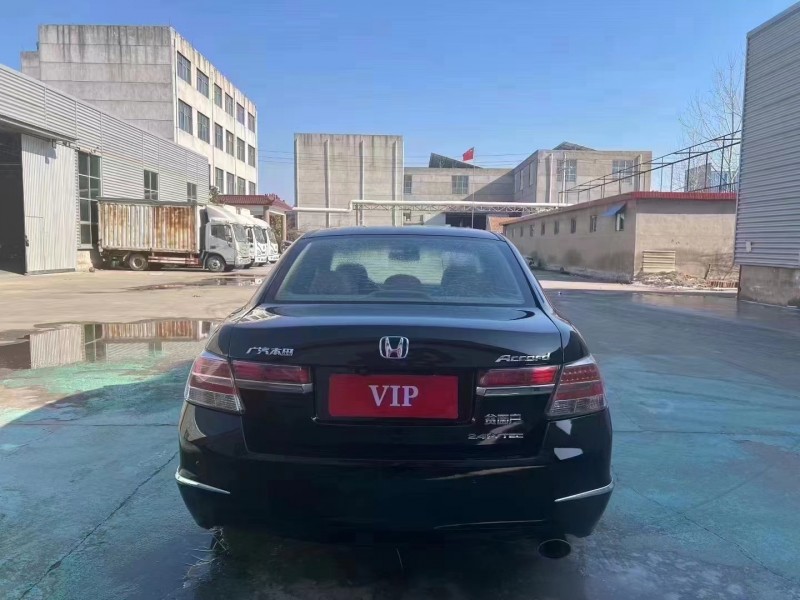 临沂13年本田雅阁9