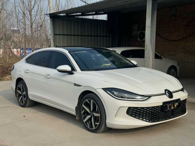 新乡23年大众凌渡3