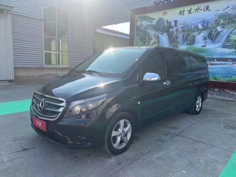 临沂17年奔驰威霆2