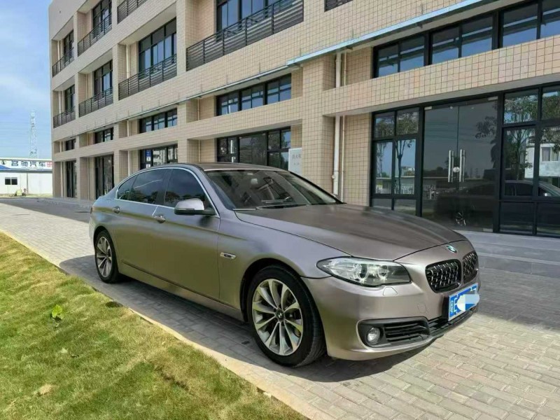 广州16年宝马5系3