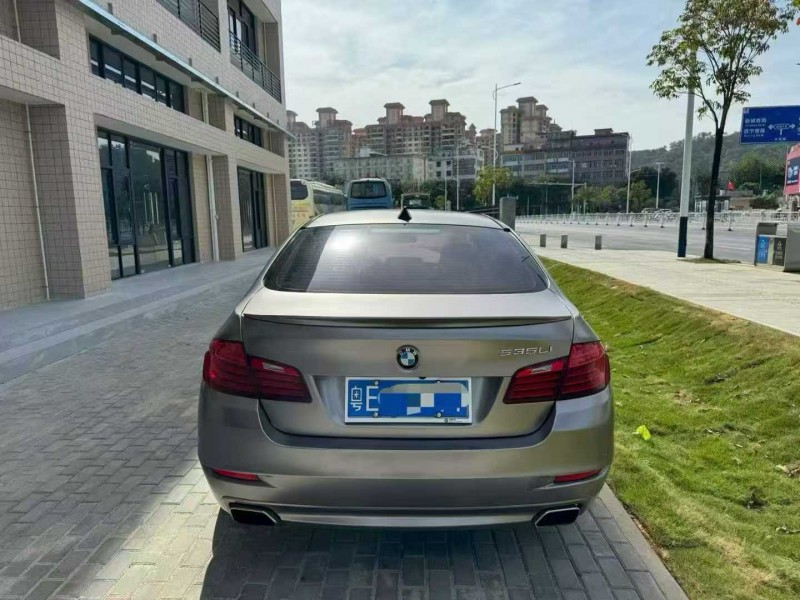 广州16年宝马5系4