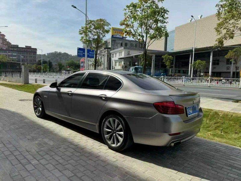 广州16年宝马5系5