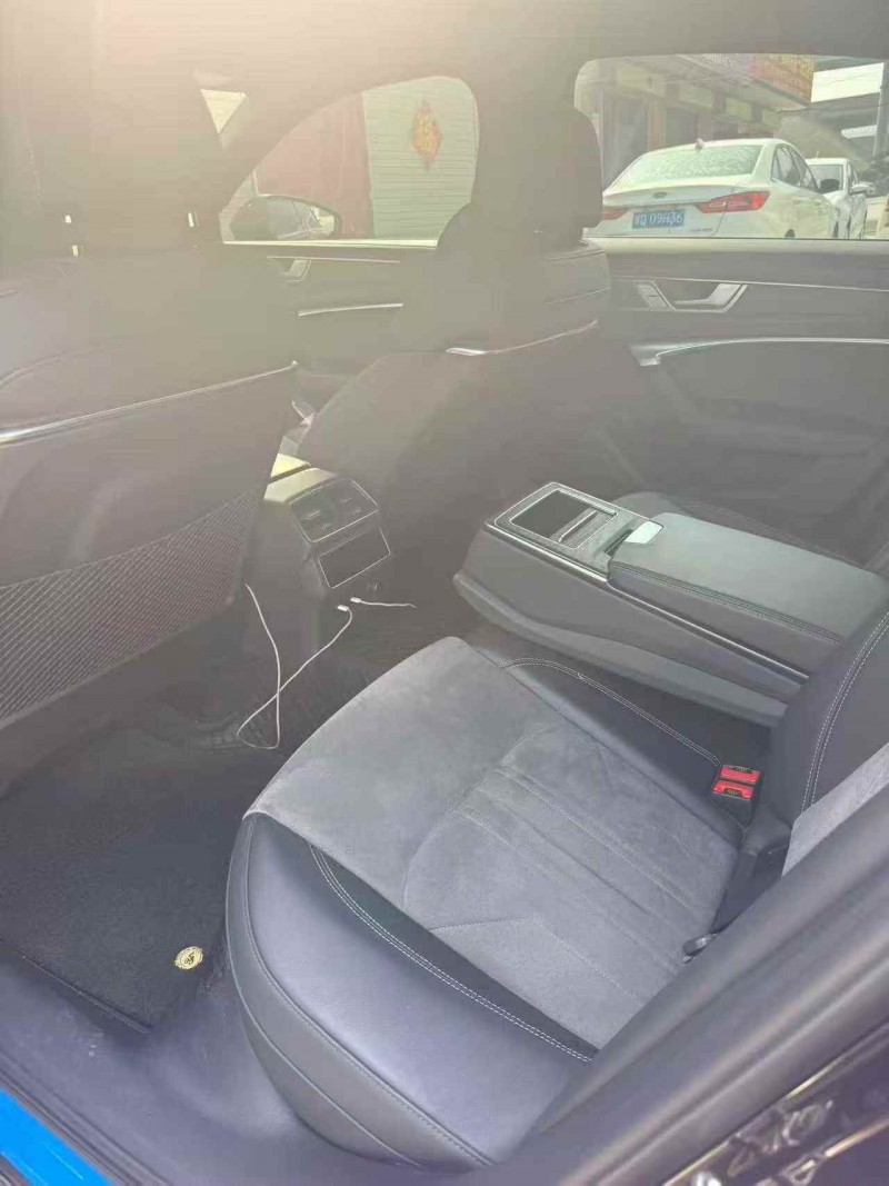 洛阳25年奥迪A6L5