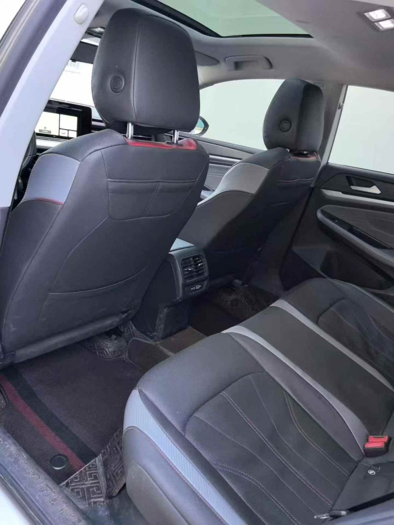 青島22年大眾凌渡6